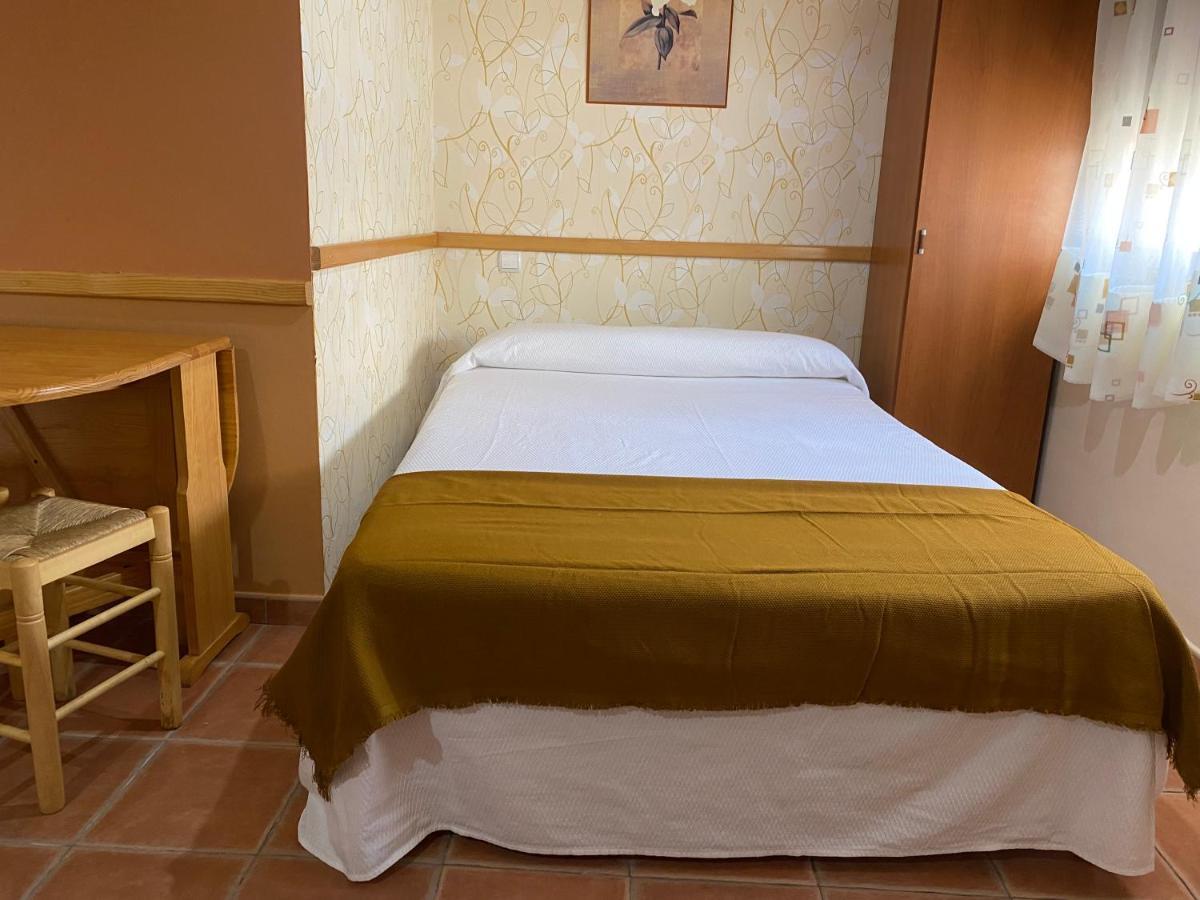 Apartamentos Rurales "La Fuentecilla" Banos De Montemayor Esterno foto