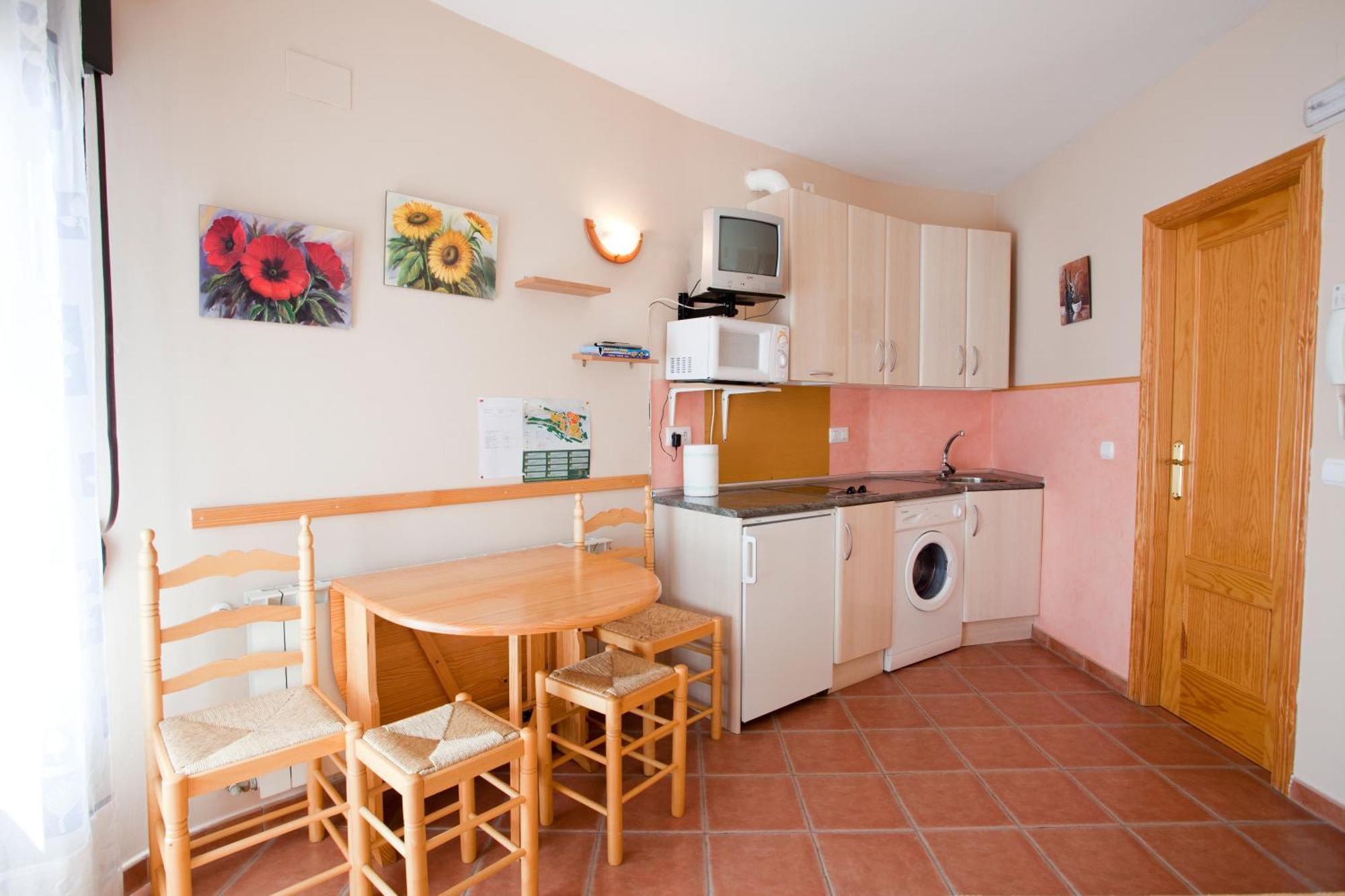 Apartamentos Rurales "La Fuentecilla" Banos De Montemayor Esterno foto