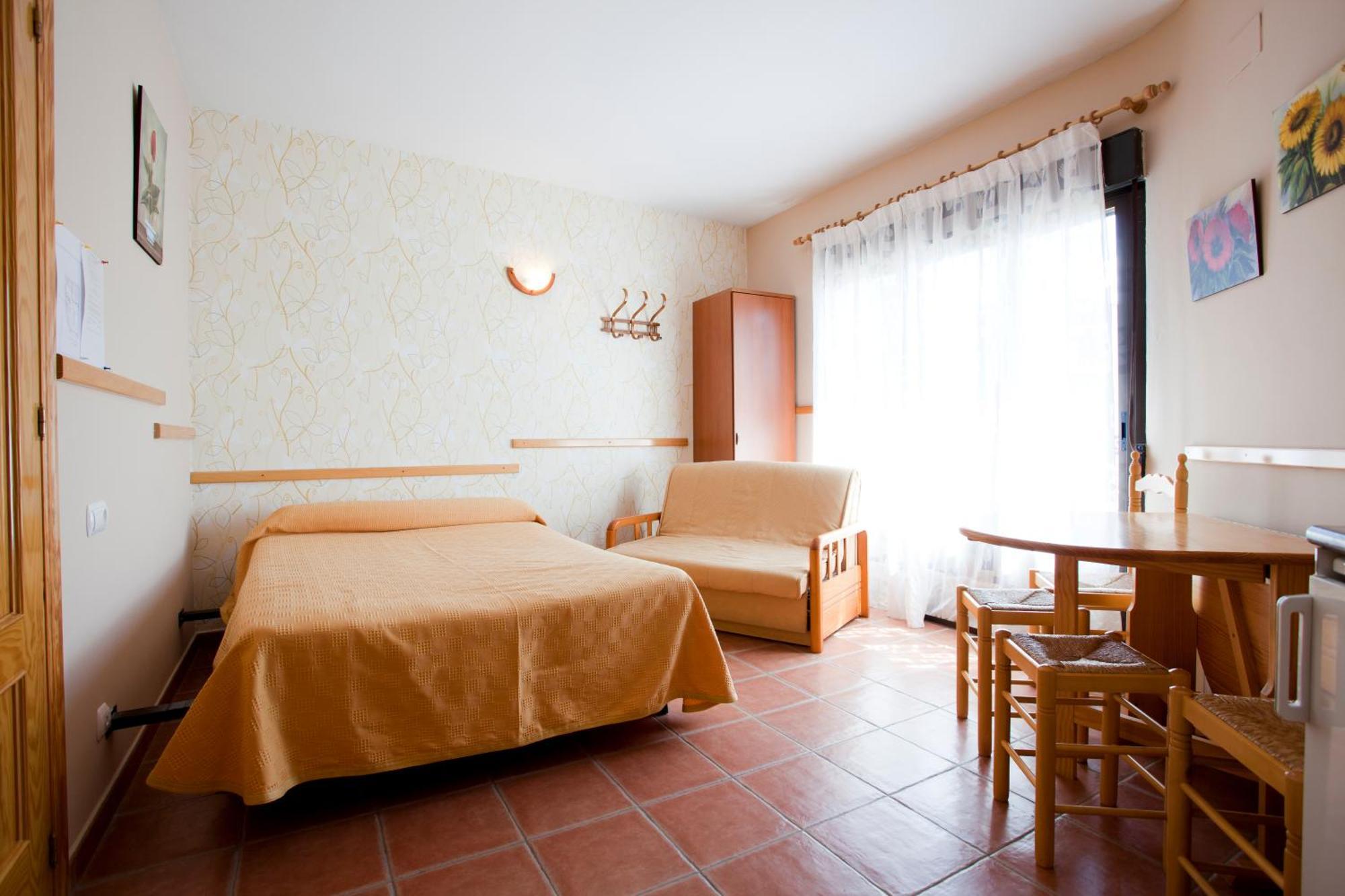 Apartamentos Rurales "La Fuentecilla" Banos De Montemayor Esterno foto