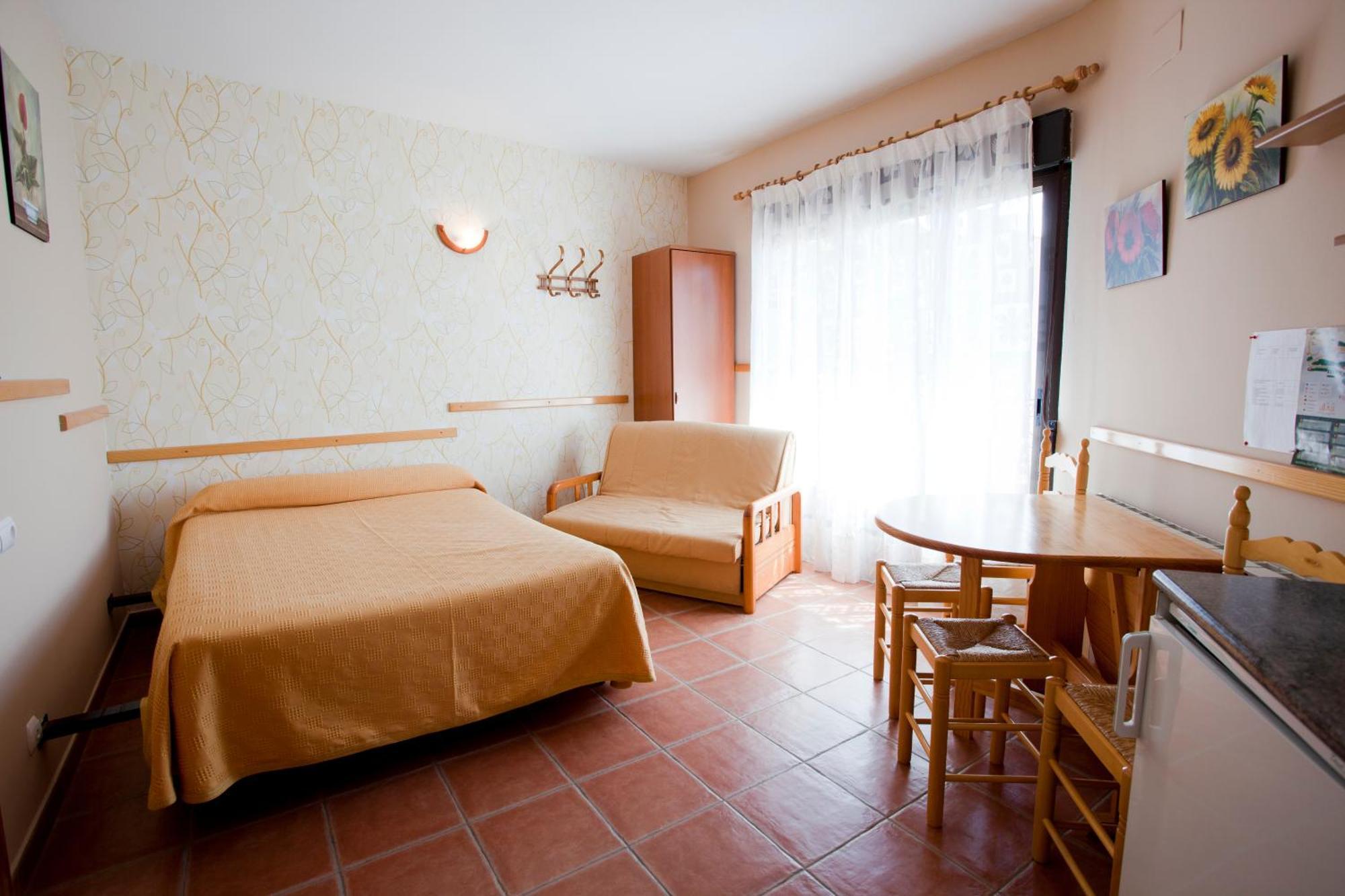 Apartamentos Rurales "La Fuentecilla" Banos De Montemayor Esterno foto