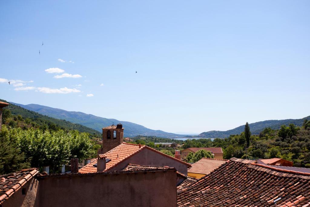 Apartamentos Rurales "La Fuentecilla" Banos De Montemayor Esterno foto